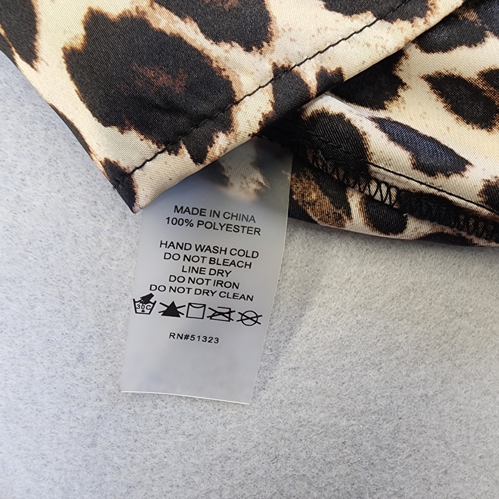 Vince Camuto Leopard Blouse NWT M Silky Tie Neck Pleated Bell Sleeve Boho - Picture 9 of 14